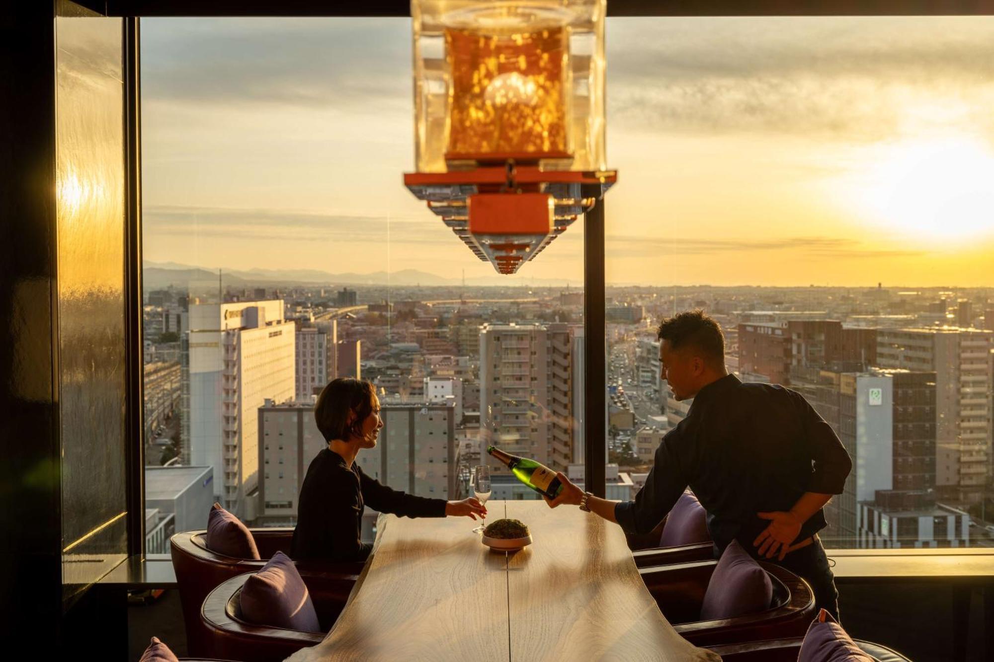 Hyatt Centric Kanazawa Exterior foto The 360° Sky Lounge